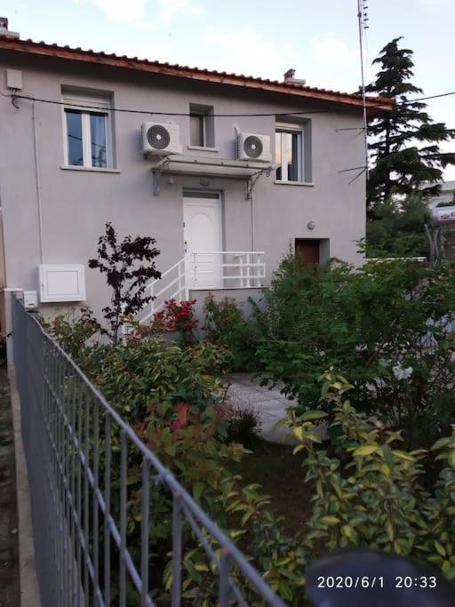 شقة Anadora 2: Hospitable Stone House With Yard أليكسانثيربوليس المظهر الخارجي الصورة
